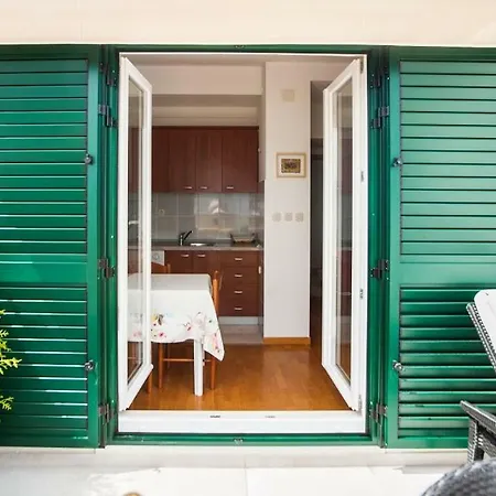 House Koloc Apartment *