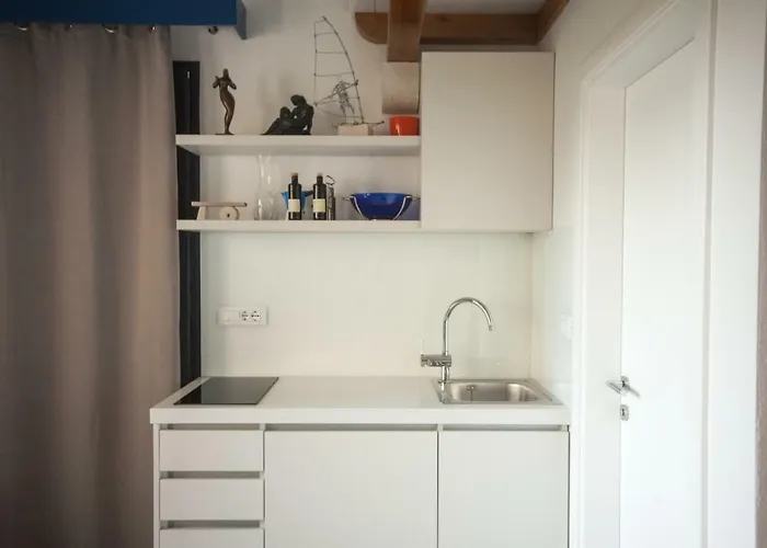 House Koloc בול
