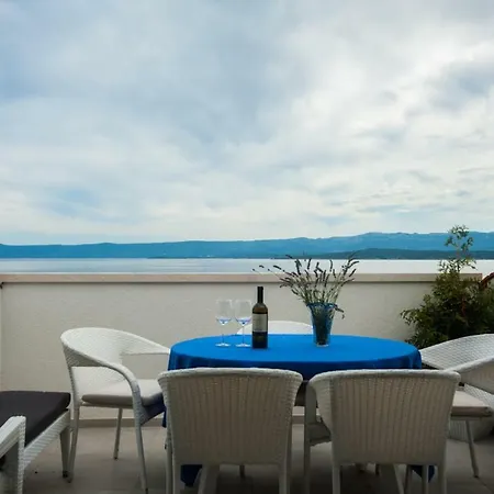 House Koloc アパート